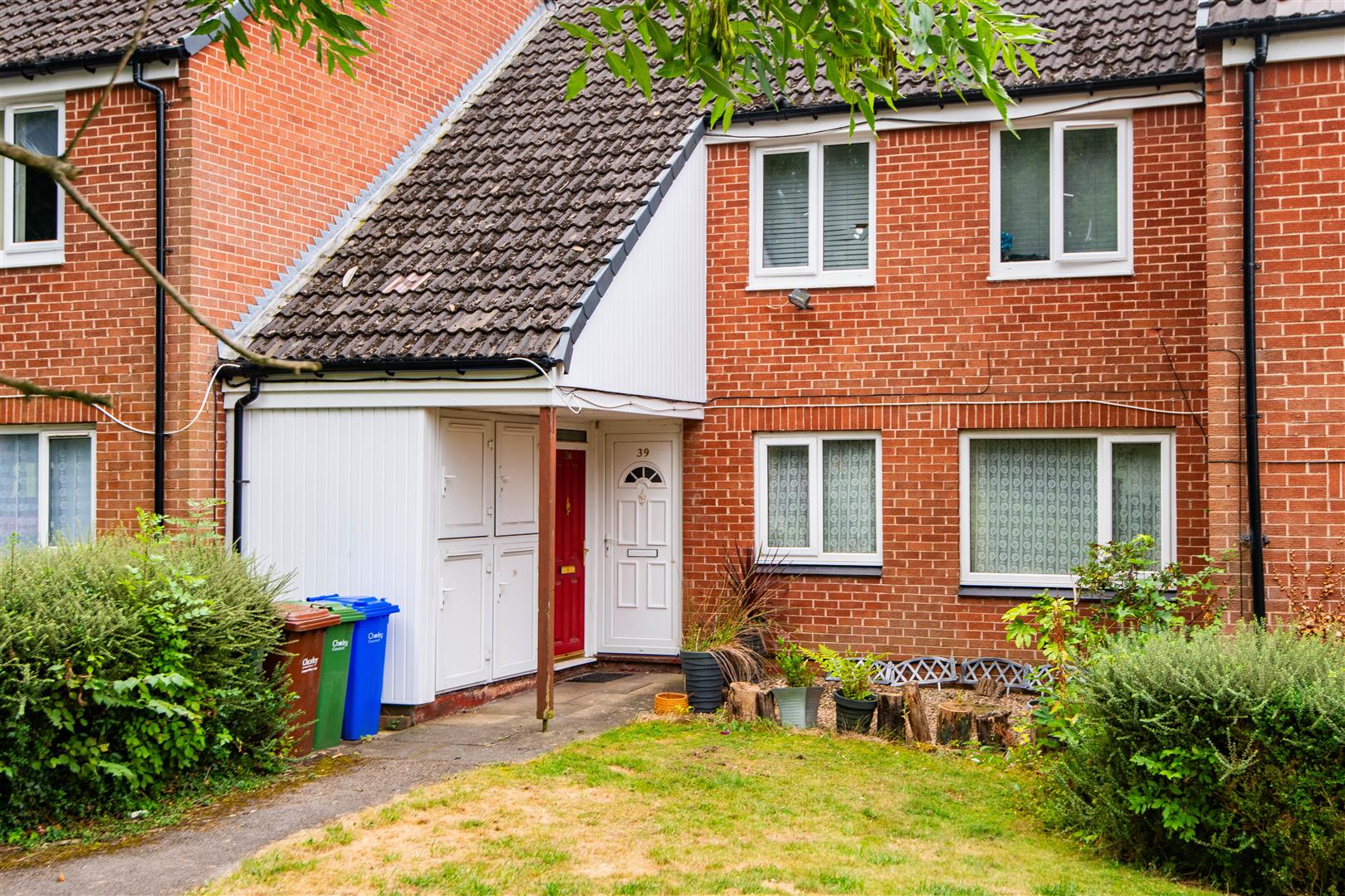 2 bed property in Brow Hey, Preston